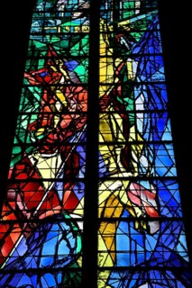 Stained glass window by Jacques Villon in the sacrament chapel of the Gothic Saint-Étienne