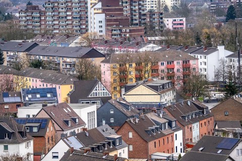 Residential buildings, apartment blocks, in the Duisburg-Süd district, Angerhausen neighbourhood,
