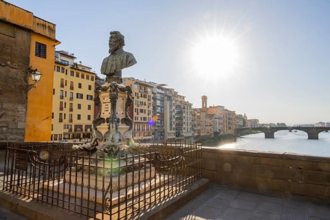 The bust Monument to Benvenuto Cellini on the Ponte Vecchio in Florence, UNESCO World Heritage