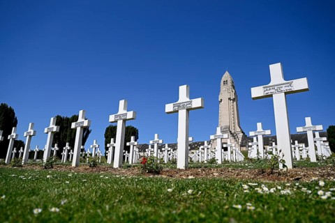 Cemetery of soldiers killed in the First World War, in the background the ossuary of Douaumont,
