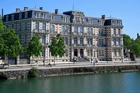 Hotel Les Jardins du Mess on the Meuse, Verdun, Grand Est region, France, Europe