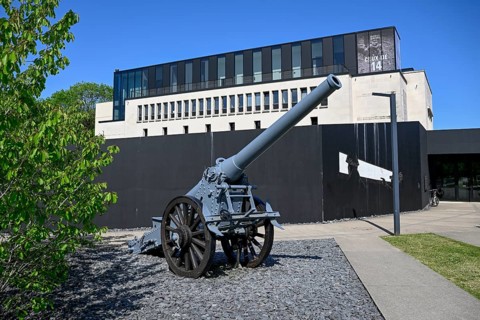 Cannon in front of the Memorial de Verdun, Museum, First World War, Verdun, Grand Est region,