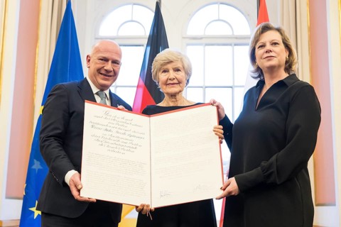 Kai Wegner (Governing Mayor of Berlin), Friede Springer and Cornelia Seibeld (President of the