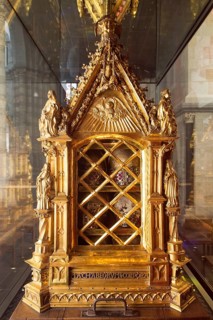 Machabean shrine (around 1520-1527) in the south transept, detail, St., Saint, Saint