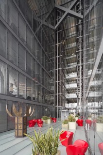 Bonn, Posttower, built 2000-2002 by Murphy/Jahn, interior view with so-called sky gardens