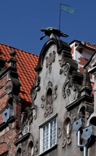Today ulica Swietego Ducha, gable of no. 111 (so-called House to the Turtle) Birthplace of Johanna