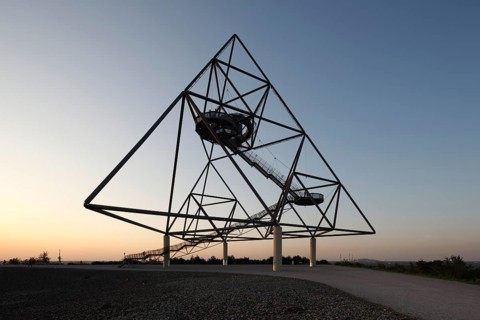 Designed in 1995 by the architect Wolfgang Christ from Darmstadt and the engineers Bollinger and