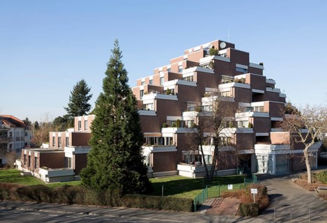 Erftstadt-Liblar, so-called hill or terrace house