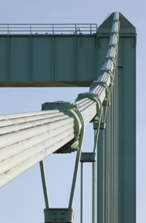 Rhine bridge Cologne-Rodenkirchen, detail pylon and cables