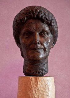 Portrait head of the anthroposophist Marie Steiner 1867-1948 by Manfred Welzel 2001