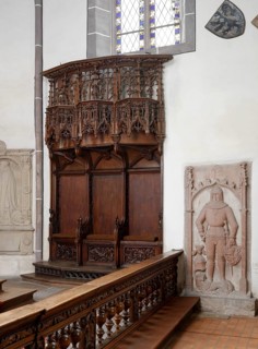Choir stalls, three-seater, Saint, Saint
