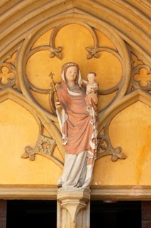 Porch (paradise) inside, portal, Mary with child, St., St., Saint