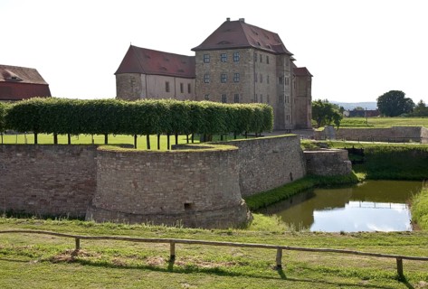 Heldrungen, moated castle