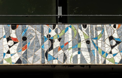 Krefeld, Ostwall 70-75, commercial building with reliefs on the balcony parapets by Curth Georg