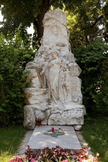 Tomb of Johann Strauss 1925-1899 and his wife Adele 1856-1930