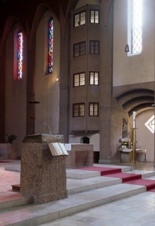 St Anton's parish church 1927 by Michael Kurz, interior, ambo and choir, St, Sankt, Saint