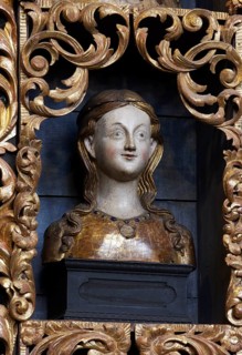 Golden chamber, reliquary (head reliquary) after restoration with historical colour scheme (blue),