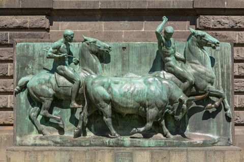 Krefeld, Kaiser Wilhelm Museum, built between 1894 and 1897 according to plans by Hugo Koch, relief