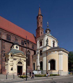 East parts from south-west, Mater Dolorosa Chapel on the right, built in 1725-27 by Christoph