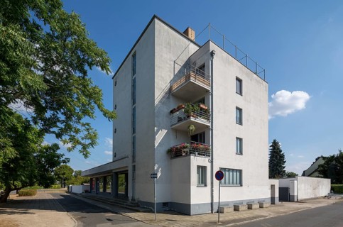 Dessau, Bauhaus estate Törten, Konsum building