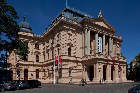 Built in 1883-86 by Georg Daniel