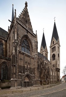 View from the north-east from the transept to the west towers, St., Sankt, Saint
