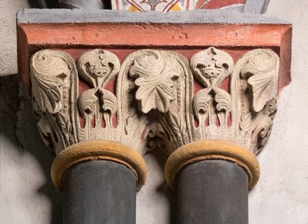 Brauweiler near Pulheim, St Nicholas Abbey Church, choir, blind arcades on the north wall, capitals