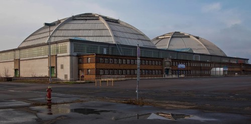 Reinforced concrete construction, built in 1928-29 by Hubert Ritter, two elliptical shell vaults,
