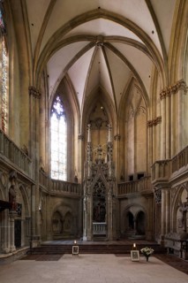Northern side choir with Ursula altar facing east, St., Sankt, Saint