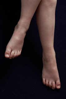 Children's feet, feet of a child, ankle, toe, big toe, toe, in dex toe, middle toe, calf, calf,