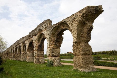 Roman water pipeline, longest series of arches