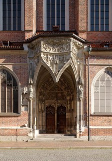 Northwest Portal, St., Saint, Saint
