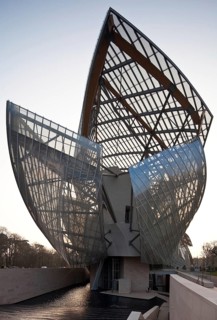 Architect Frank O. Gehry, opened in 2014, view from the east