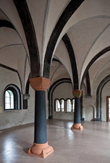South wing cloister, upper floor, hall, St., St., Saint