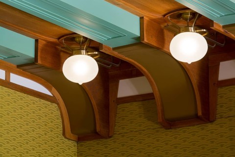 Built in 1902/1903 by Henry van de Velde and extended in 1911. Lamps in the library