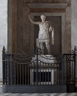 Porch, antique statue of Emperor Constantine, St., Saint, Saint