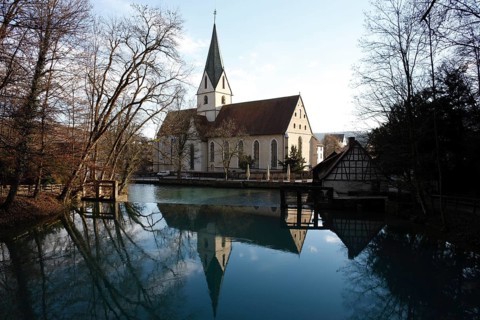 In the foreground is the Blautopf, a karst spring from which the Blau originates. At 21 metres