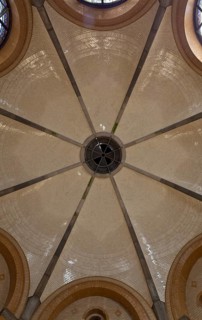 Central bathhouse around 1900, domed hall inside, vaulted ceiling