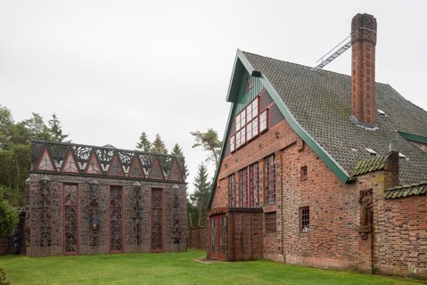 Jesteburg, Bossard art centre, studio house, built 1912-1914 by Johann Michael Bossard, on the left