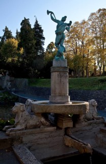 Main construction period 1907-1915 by Bernhard Sehring, lion fountain with bronze sculpture of