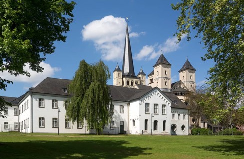 Brauweiler near Pulheim, abbey church of St Nicholas, complete complex with chapter house, view