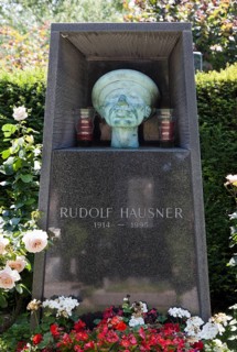 Vienna, graves of honour at the Central Cemetery