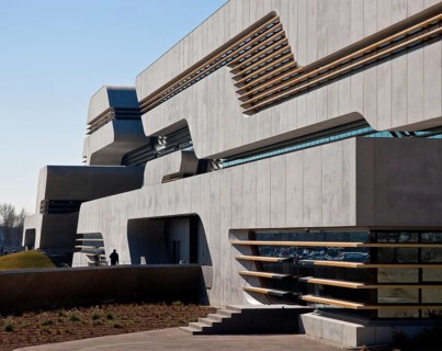 Montpellier, multi-purpose building PIERRESVIVES, built 2006-2012 by Zaha Hadid, Vestibühl,