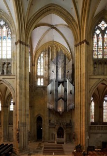 Modern organ in the north transept, St., Sankt, Saint