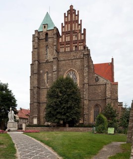 Built 1280-1390, view with brick gable from the west, St., Sankt, Saint