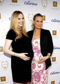 SANTA MONICA, CA - MARCH 29, 2012: Rosie Pope and Molly Sims at the Rosie Pope Maternity Store