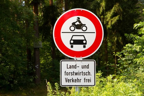 Road sign - Agriculture and forestry free