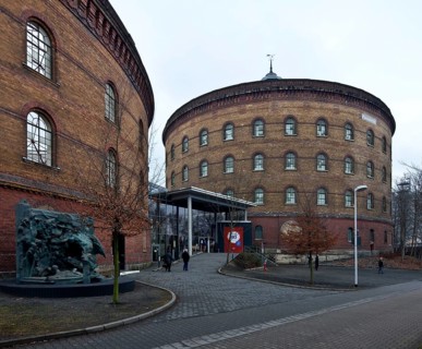Four-storey gasometer, built in 1910 by Wilhelm Scharenberg, now PANOMETER, used for panoramas