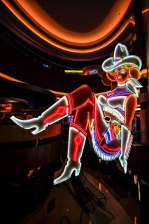 Vegas Vicky Cowgirl, Neon Art, Circa Hotel, Las Vegas, Nevada, USAVegas Vicky Cowgirl, Neon Art,