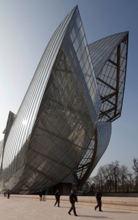 Architect Frank O. Gehry, opened in 2014, view from the east with military patrol